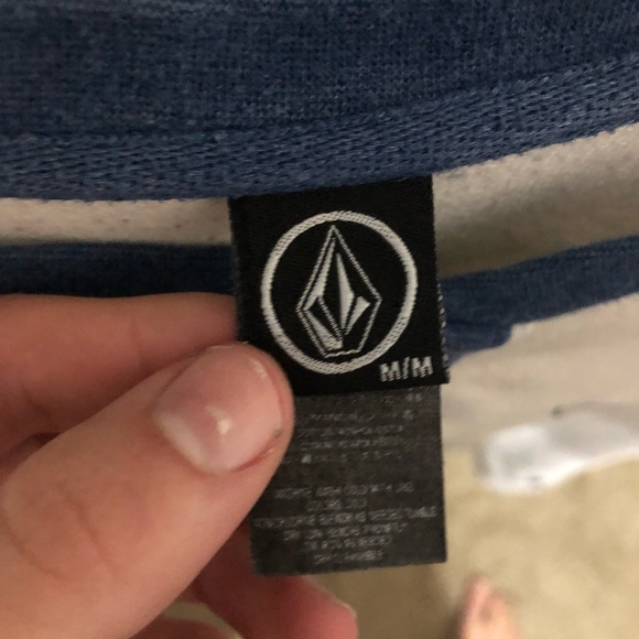 Volcom White Blue Sleeve Long Sleeve T - Picture 2 of 3